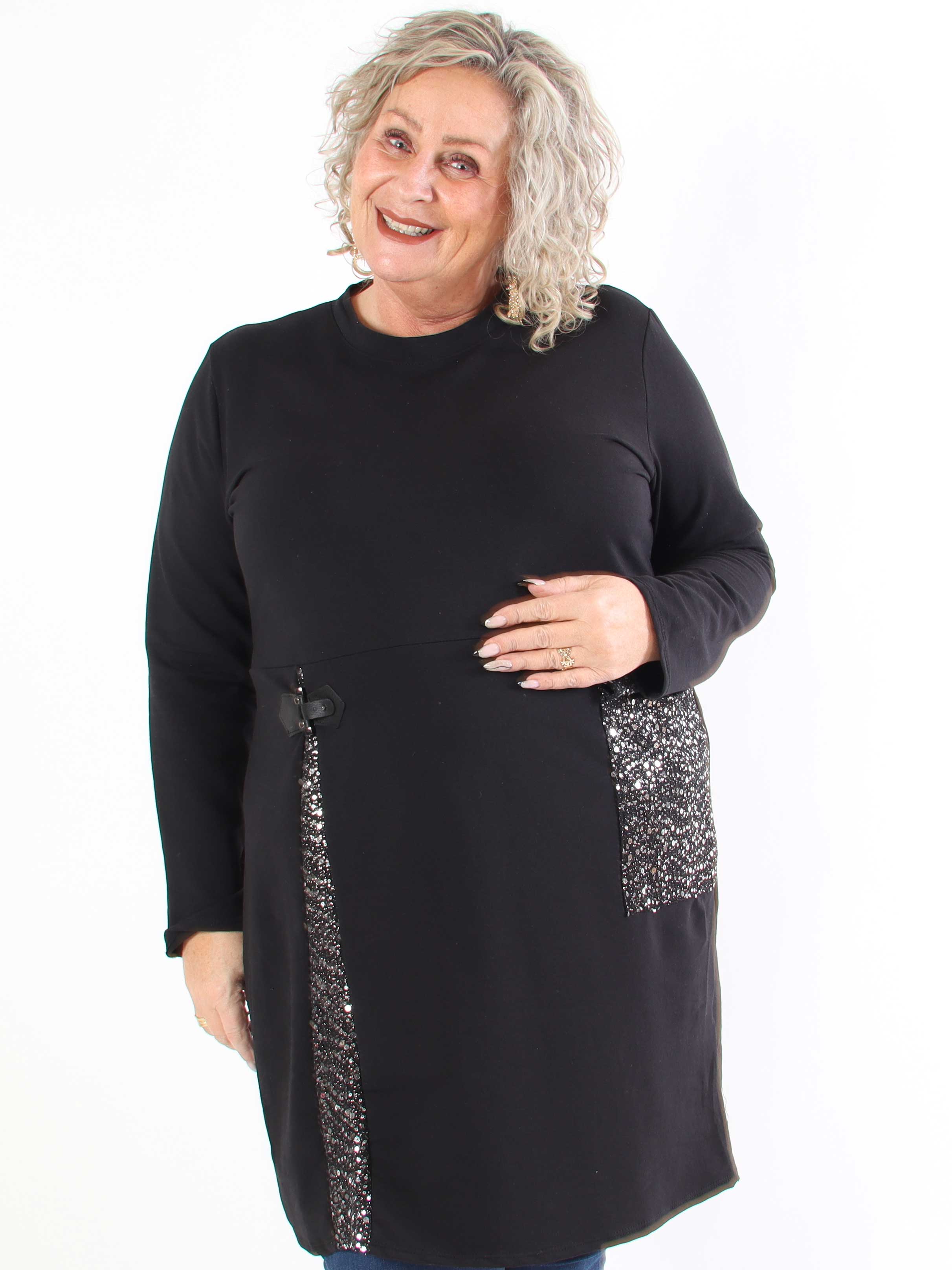 Micha - Plus size kjole i bomuld pyntet med pailletter